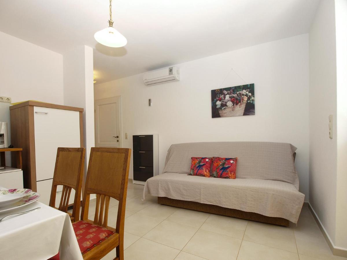 Vinkuran 2110 Apartment Pula