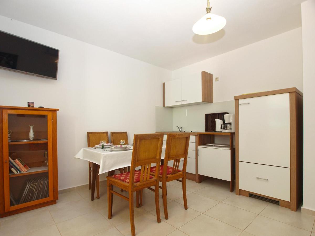 Vinkuran 2110 Appartamento Pola